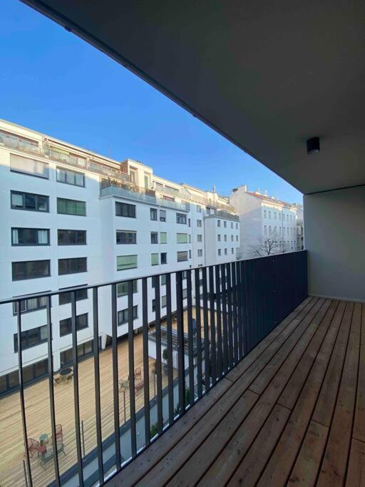 Modern Apartment Near Stadtpark ウィーン エクステリア 写真