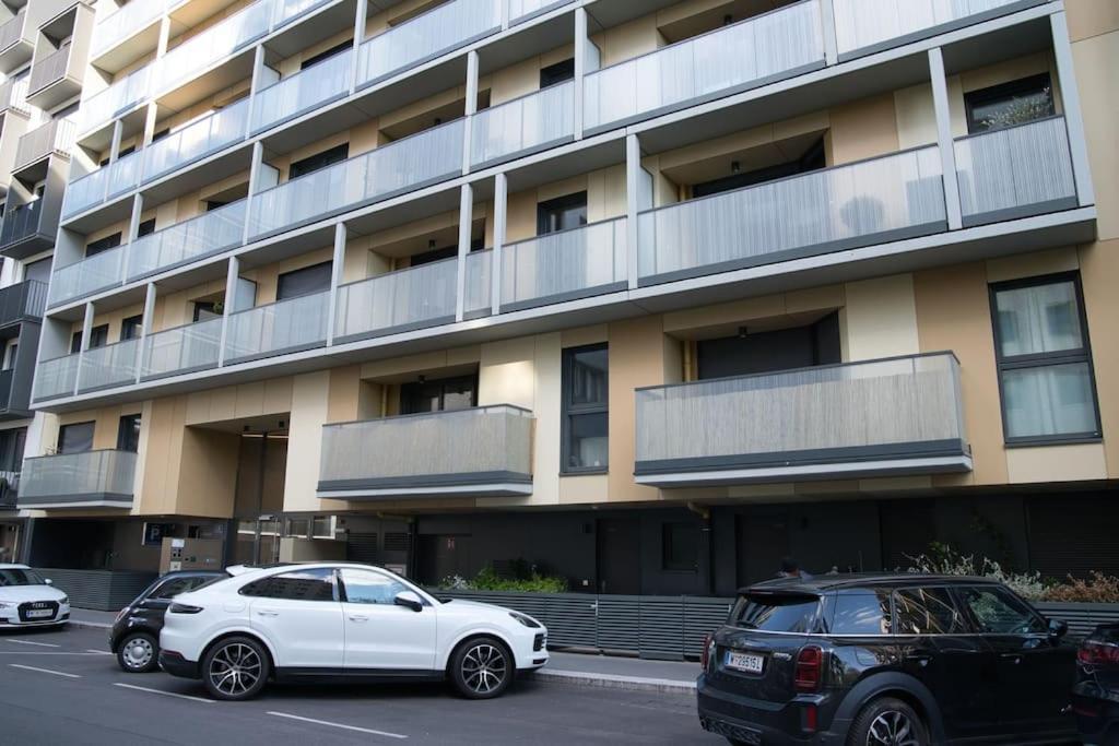 Modern Apartment Near Stadtpark ウィーン エクステリア 写真